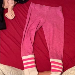 BOMBSHELL SPORTSWEAR LEGGINGS